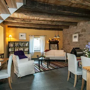 https://gite-de-la-cascade.midi-pyreneeshotels.com